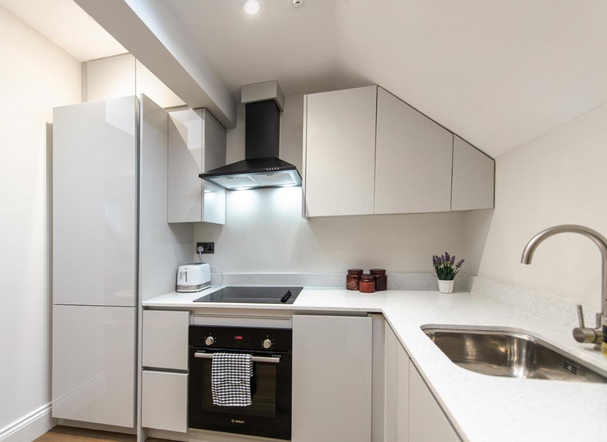Апарт отель Ealing Residency Лондон Экстерьер фото