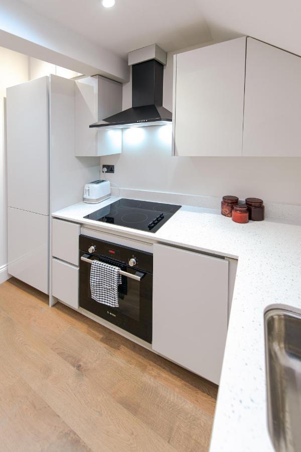 Апарт отель Ealing Residency Лондон Экстерьер фото