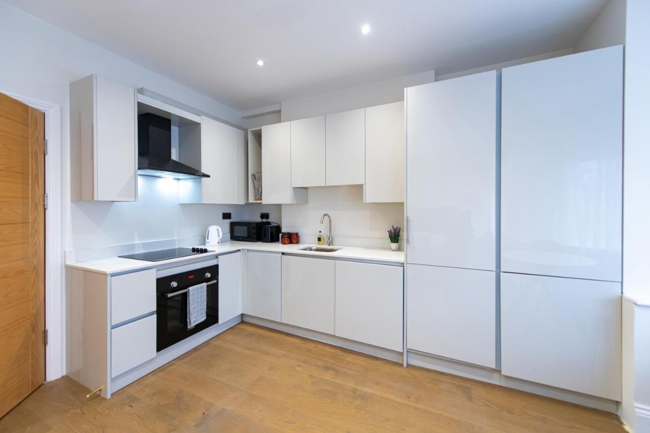 Апарт отель Ealing Residency Лондон Экстерьер фото