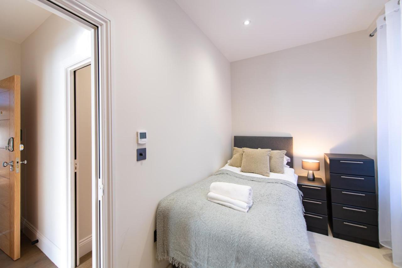 Апарт отель Ealing Residency Лондон Экстерьер фото