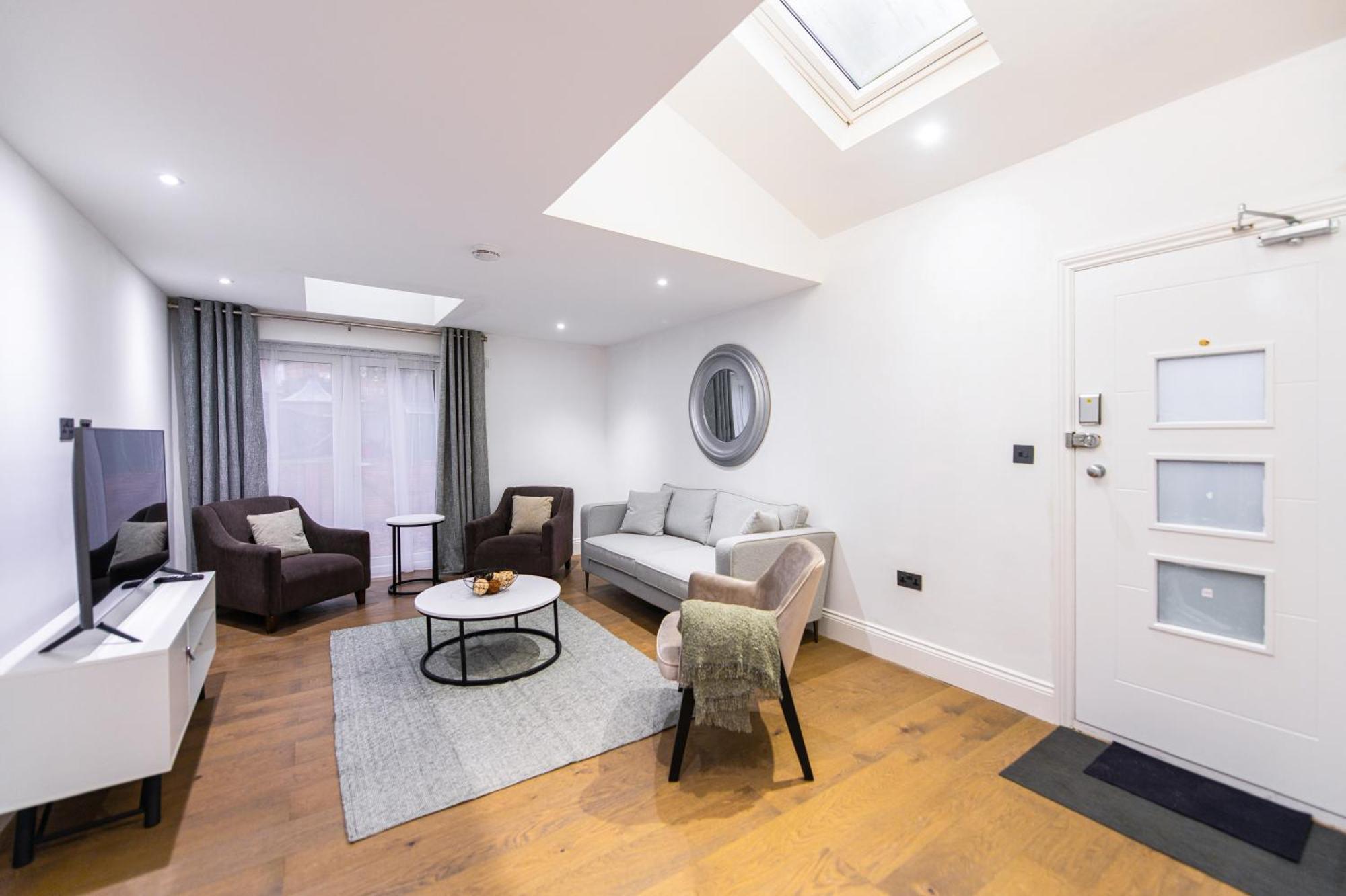 Апарт отель Ealing Residency Лондон Экстерьер фото