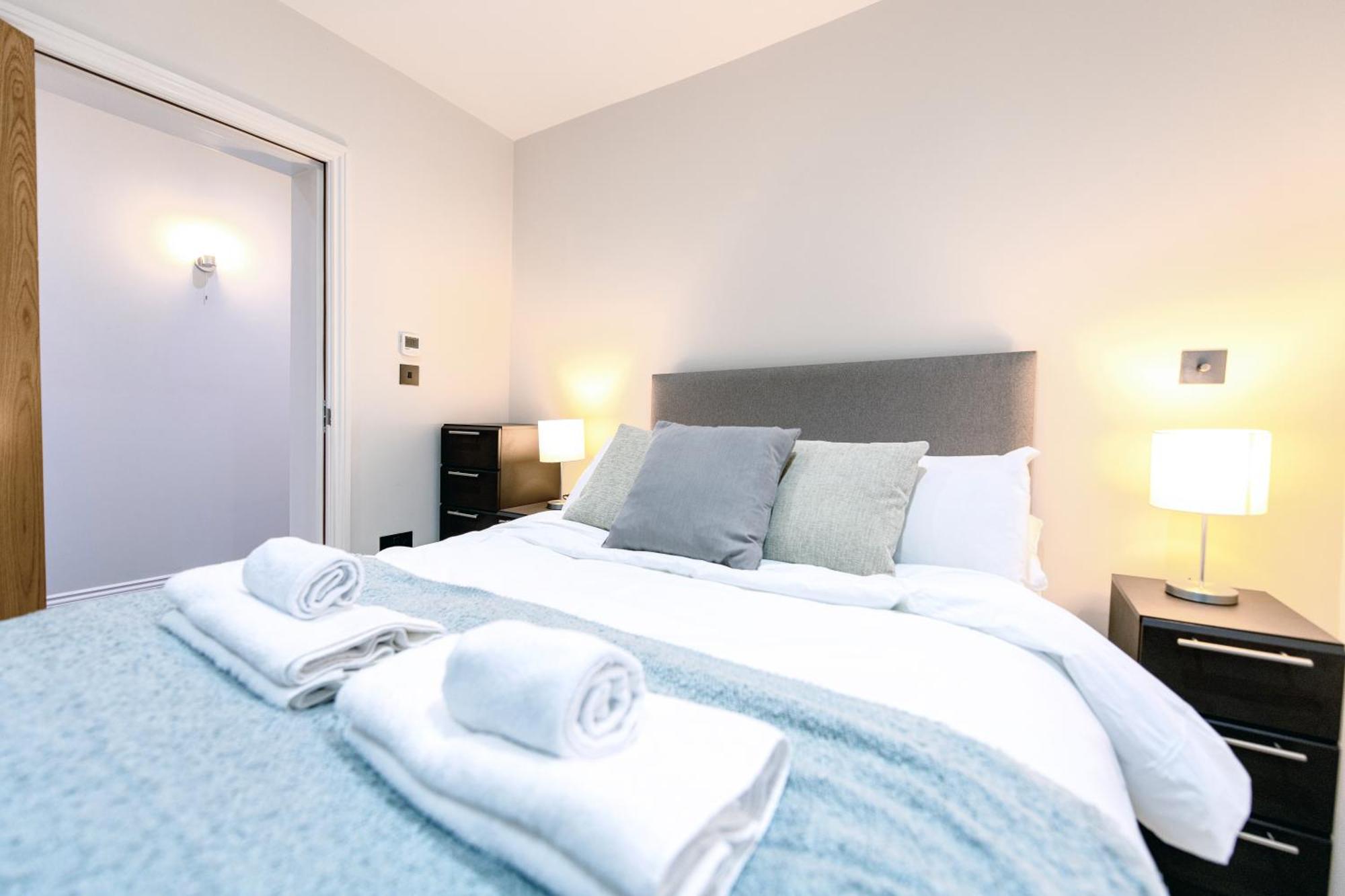 Апарт отель Ealing Residency Лондон Экстерьер фото