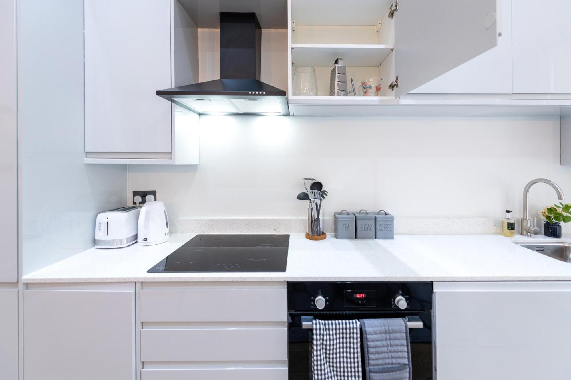 Апарт отель Ealing Residency Лондон Экстерьер фото