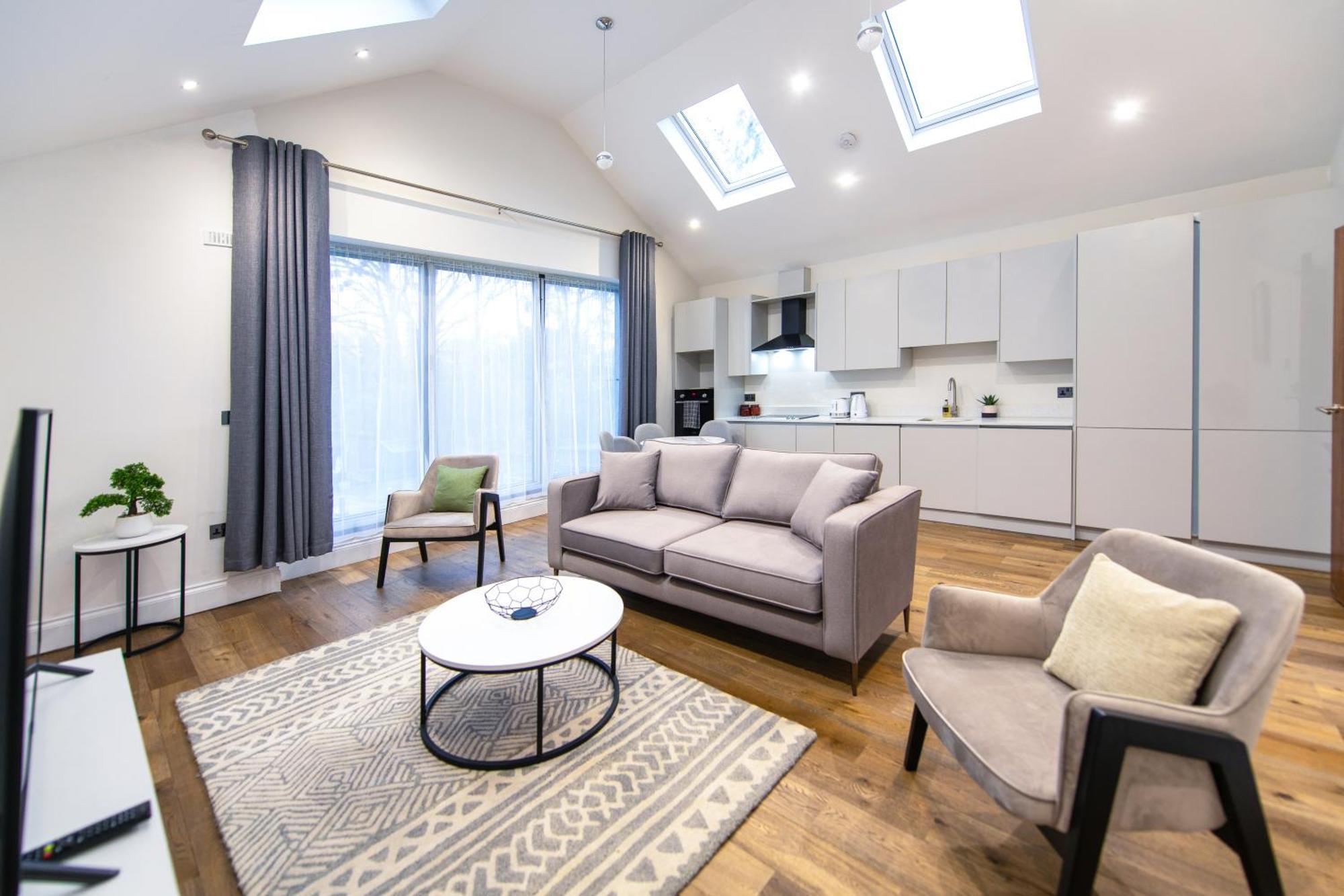 Апарт отель Ealing Residency Лондон Экстерьер фото