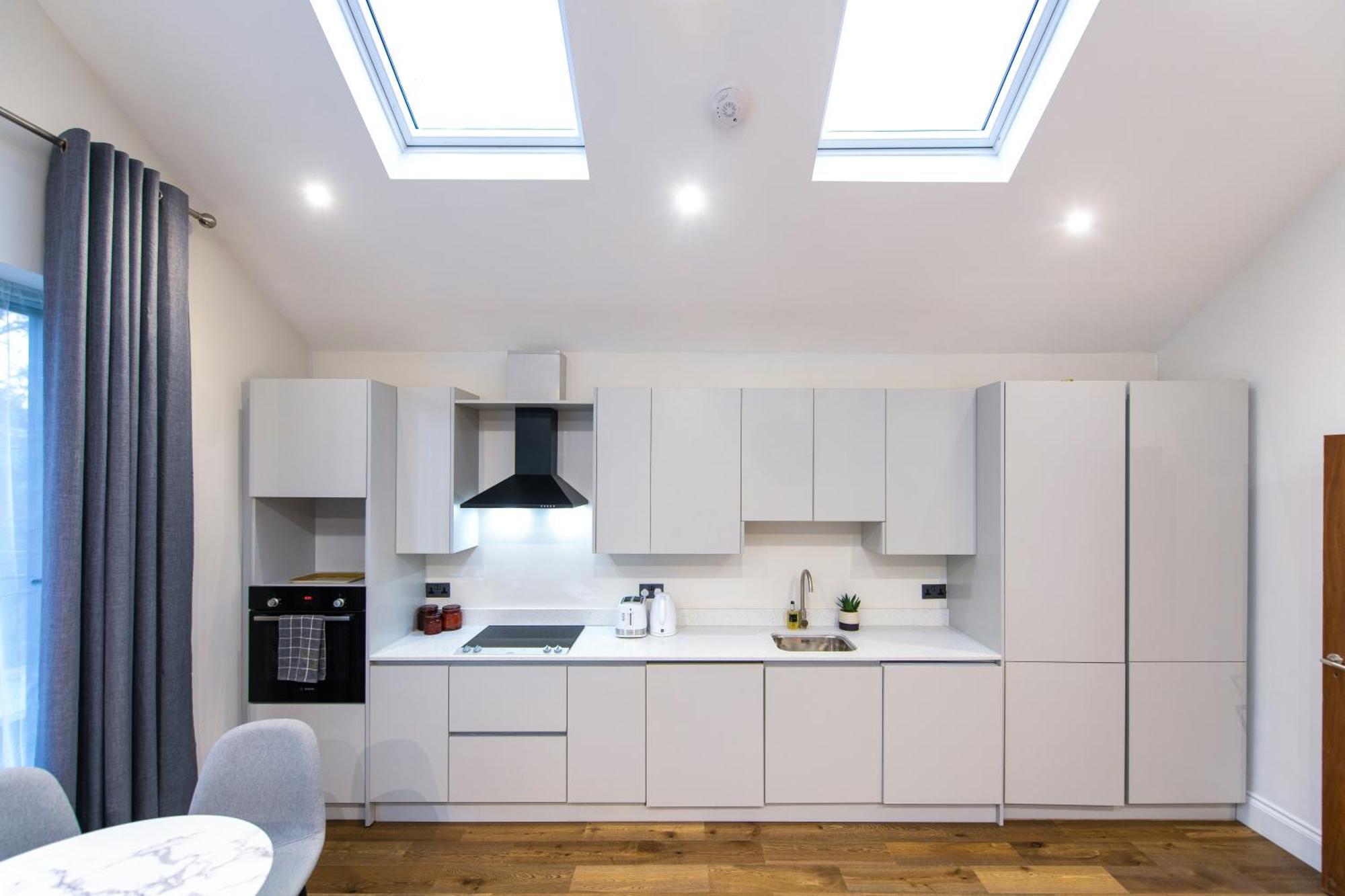 Апарт отель Ealing Residency Лондон Экстерьер фото