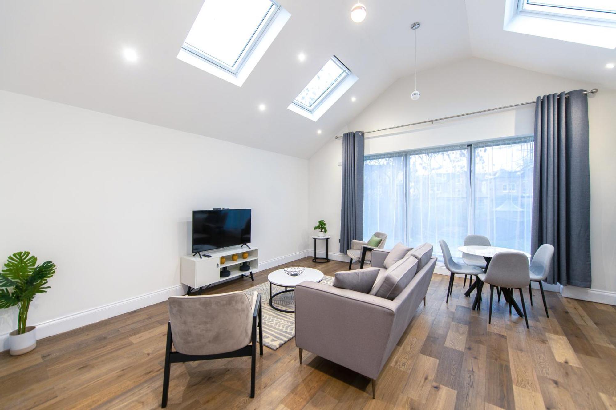 Апарт отель Ealing Residency Лондон Экстерьер фото